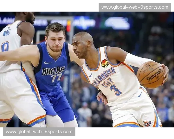 雷霆vs小牛第五场：历史性的夜晚，谁将铸就传奇？